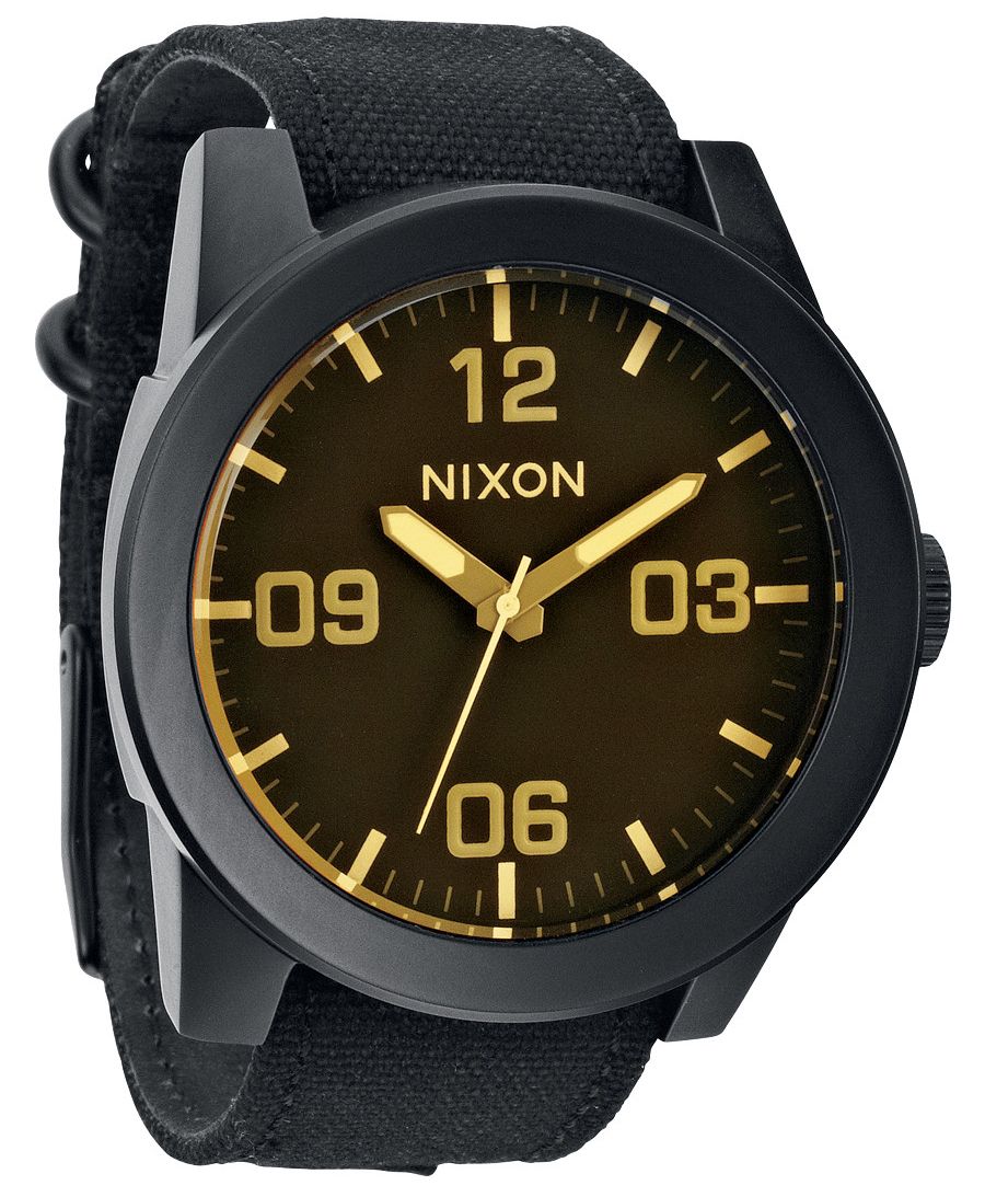 nixon corporal black